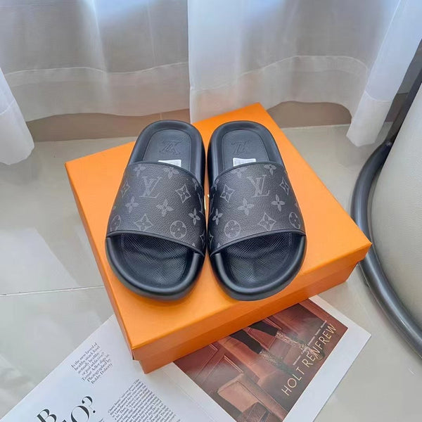 LV slidder limited edition