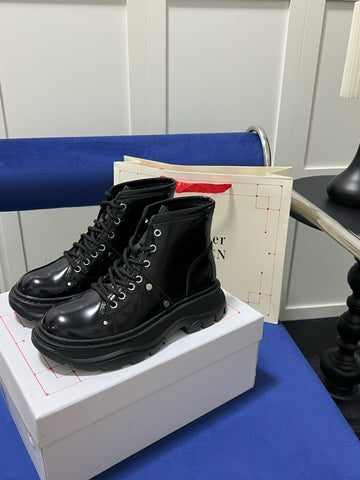 Long boot limited edition