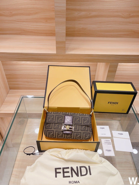 Fendi versace Flap bag