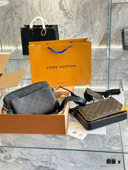 Louis vuitton side bag