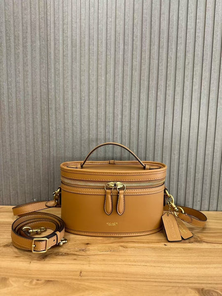Coach trail crossbody bag