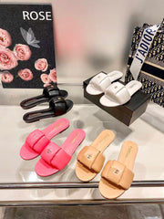 Channel slipper New edition