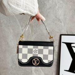 LV wallet Limited Edition