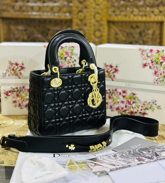 Famous brand cd handbag