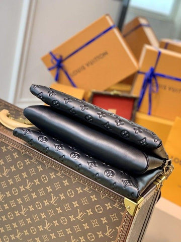 Louis Vuitton Coussin Mm