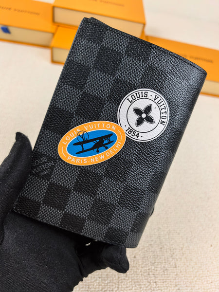 LV passport Cover limited edition