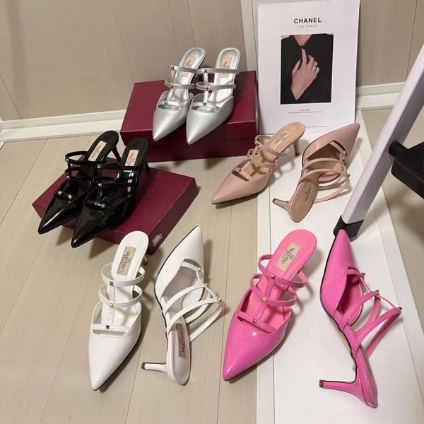 Valentino studs heel