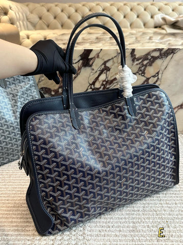 GYD Limited edition Handbag