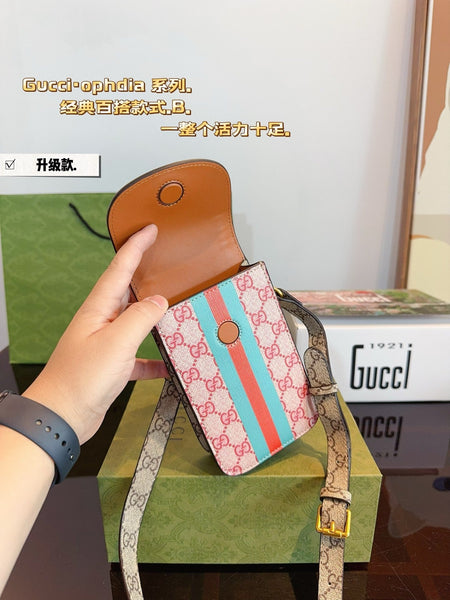 Gucci pouch bag