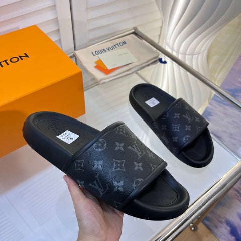 LV Black Limited Edition Slidder 2025