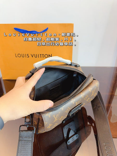 Louis Vuitton side handbag