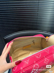 LV pouch Limited Edition