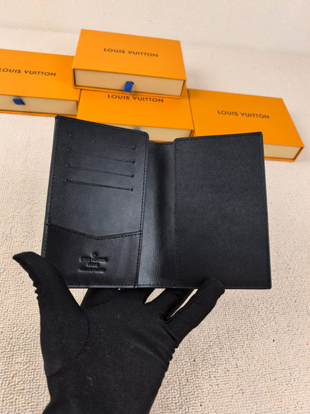 LV passport Cover limited edition