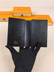 LV passport Cover limited edition