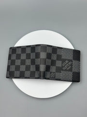 LV Wallet passport holder n long wallet latest model