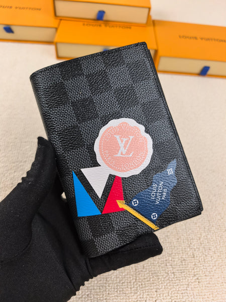 LV passport Cover limited edition