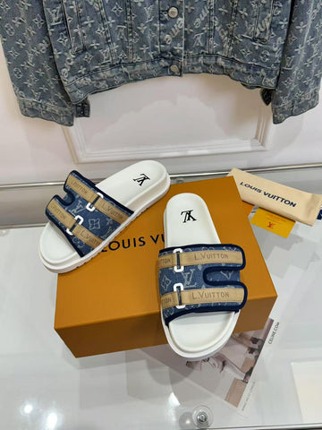 LV White Limited Edition Slidder 2025