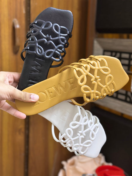 Lowe slipper (pre order)