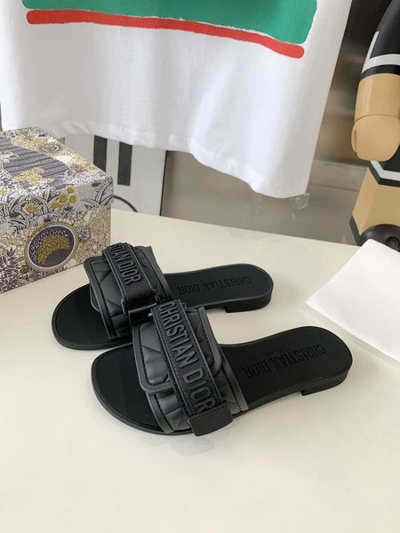 Cd slipper