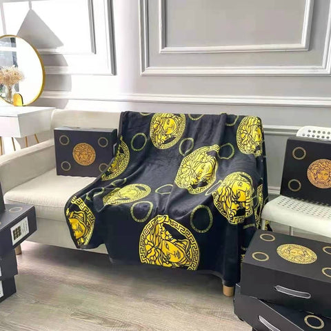 Vrsce Comforter branded