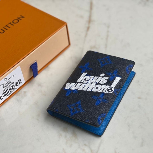 LV passport Cover limited edition