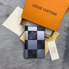 LV passport Cover limited edition