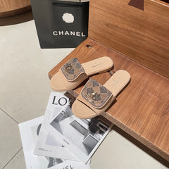 Chnl slipper limited edition