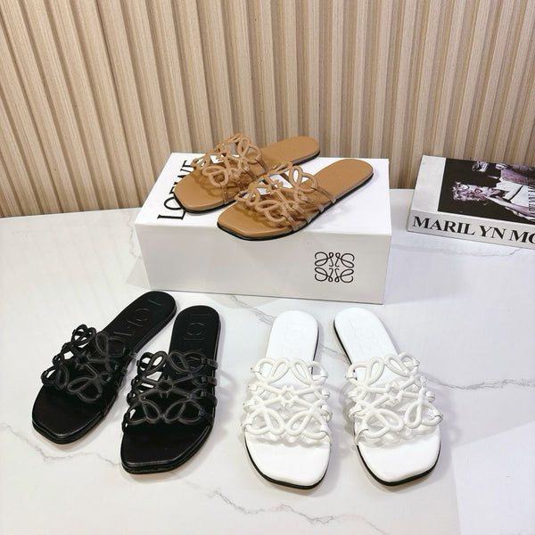 Lowe slipper (pre order)