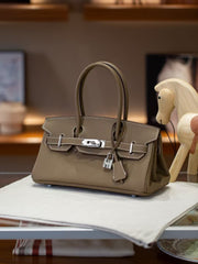 Hrmes top handle bag