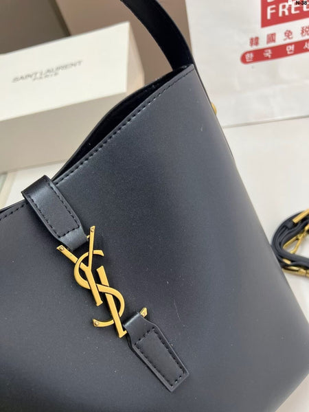 Ysl Bucket bag
