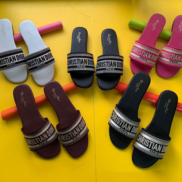 CD embriodery Slipper
